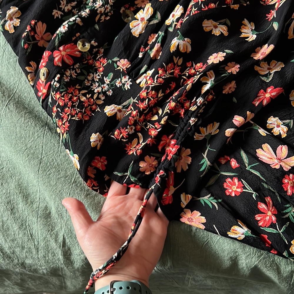 NWOT H&M Button Up Floral Dress - Picture 6 of 6